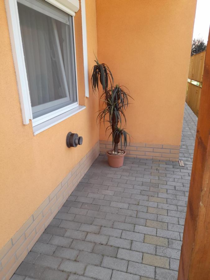 Thermal Apartman Tiszafuered Экстерьер фото