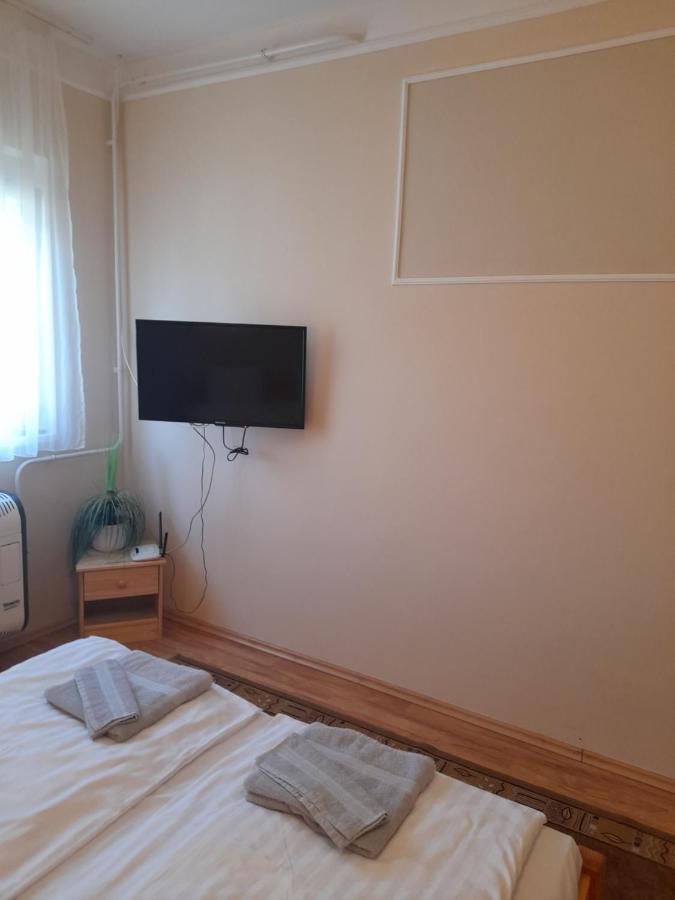 Thermal Apartman Tiszafuered Экстерьер фото