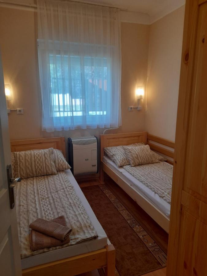 Thermal Apartman Tiszafuered Экстерьер фото