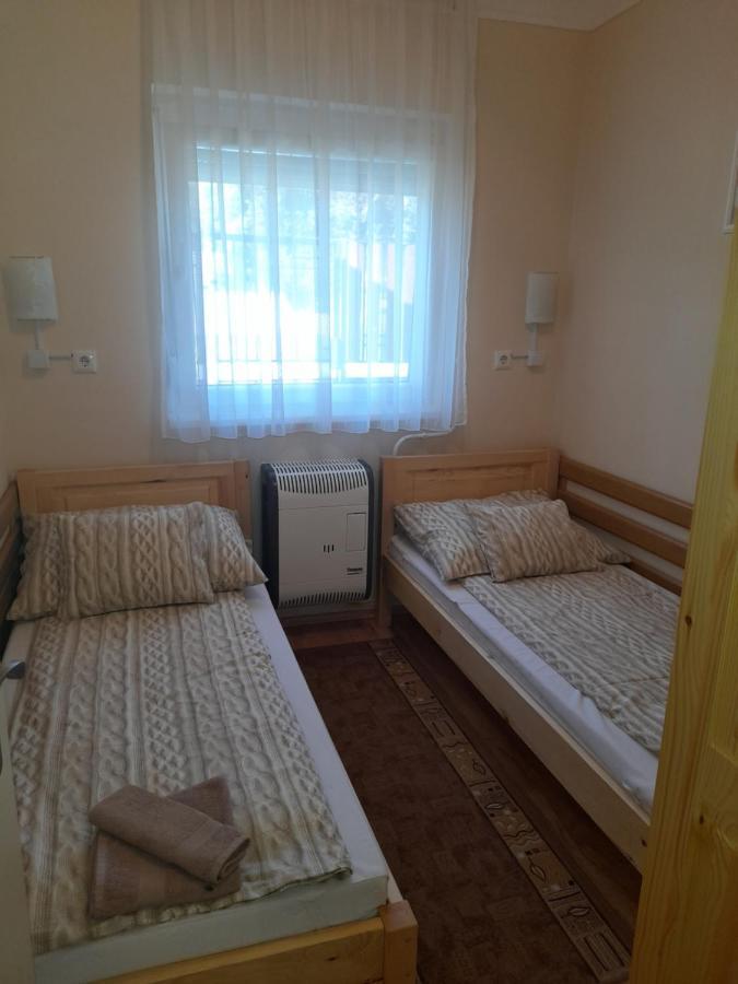 Thermal Apartman Tiszafuered Экстерьер фото